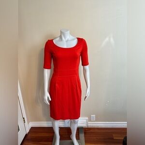 HOBBS LONDON - short sleeve shift dress in a cherry tomato red colour. Fits 6/8